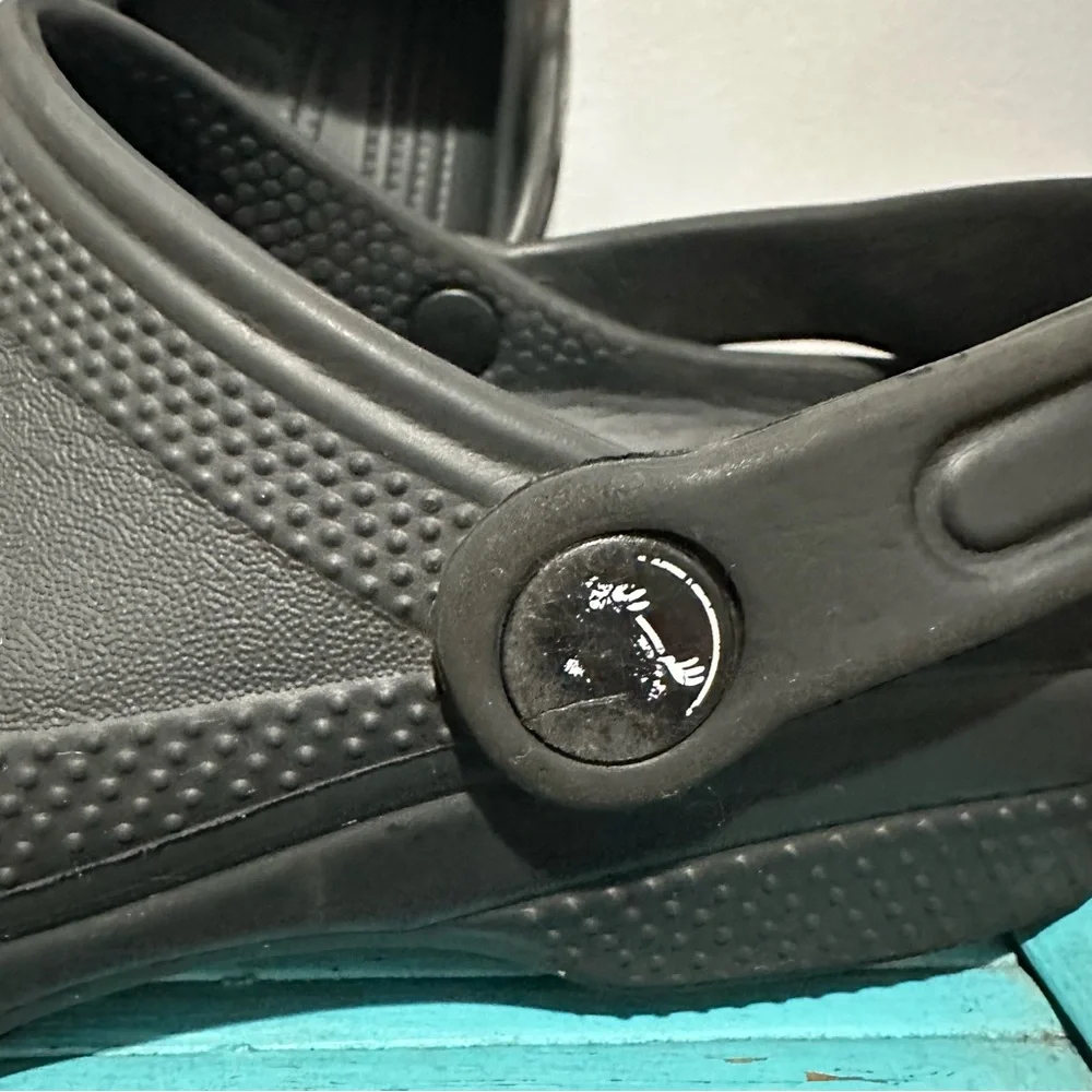 CROCS Classic Black Size J 2